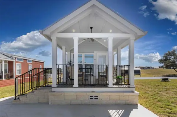 5386 Ranch Road 1376 #52, Fredericksburg, TX 78624