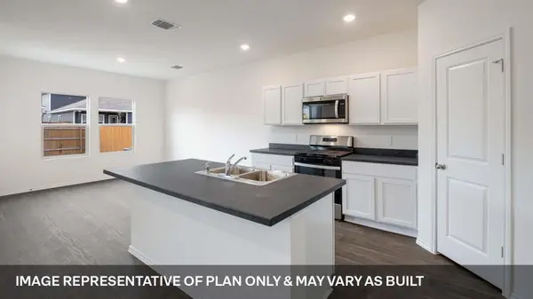 13302 Cerise Queen WAY, Mustang Ridge, TX 78610
