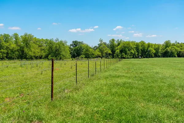 400 619 SPUR, Elgin, TX 78621