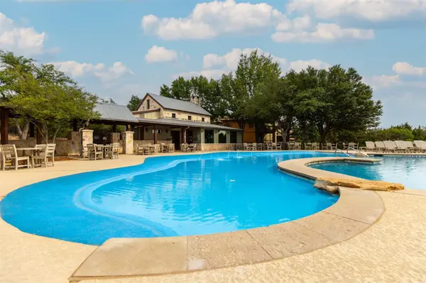 18901 Leisure LN, Jonestown, TX 78645
