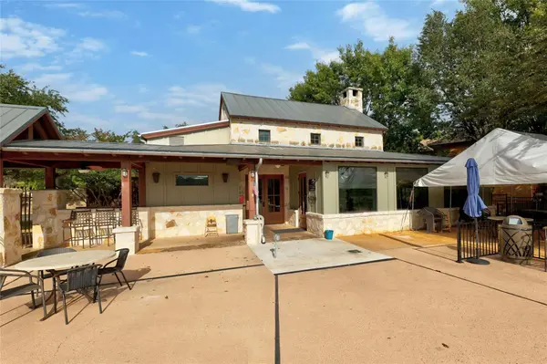 18901 Leisure LN, Jonestown, TX 78645