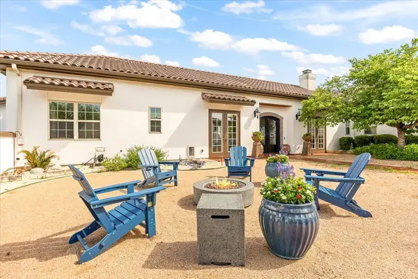 230 Dry Bear CRK, New Braunfels, TX 78132