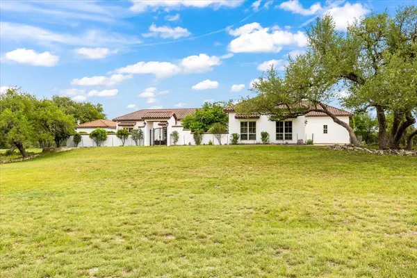 230 Dry Bear CRK, New Braunfels, TX 78132
