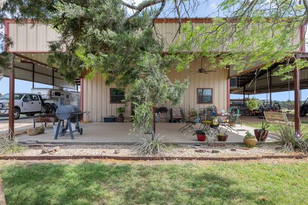 131 CR 279, Kosse, TX 76653