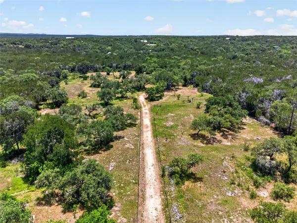 1401 Valley View RD, Wimberley, TX 78676