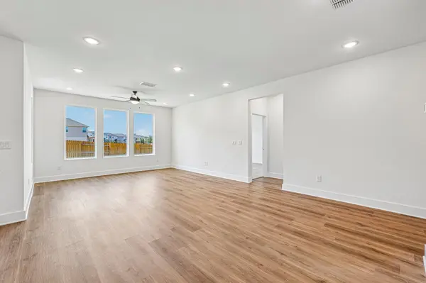 160 Prodigal WAY, Kyle, TX 78640