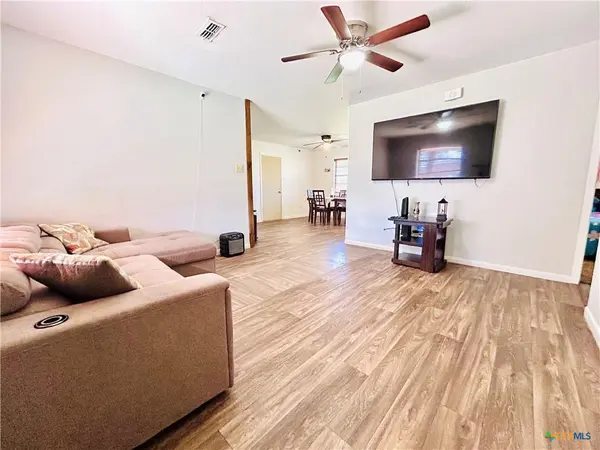305 Carothers ST, Copperas Cove, TX 76522