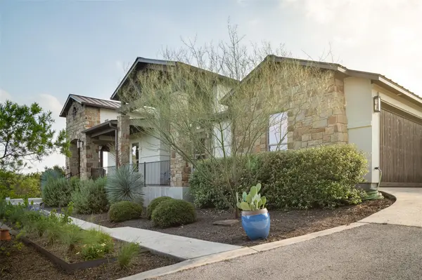 119 Creekside TRL, Spicewood, TX 78669