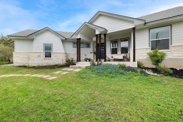 706 Stow DR, Spicewood, TX 78669