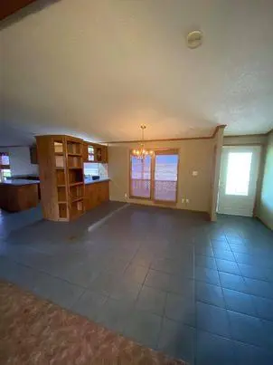 81 Roots RD, Martindale, TX 78655