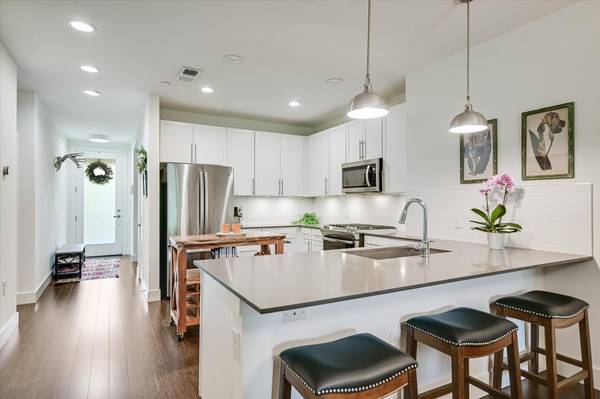 2733 Dulce LN #623, Austin, TX 78704
