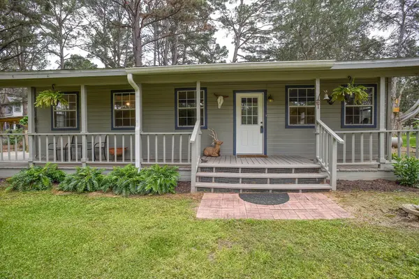 121 Pony Grass LN, Bastrop, TX 78602