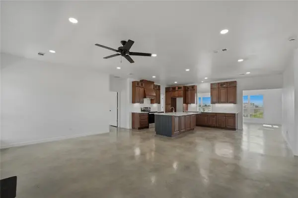 9345 Hajovsky RD, La Grange, TX 78945