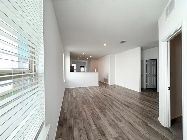 217 English Oak ST, Georgetown, TX 78626