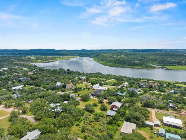 503 Chantilly LN, Spicewood, TX 78669