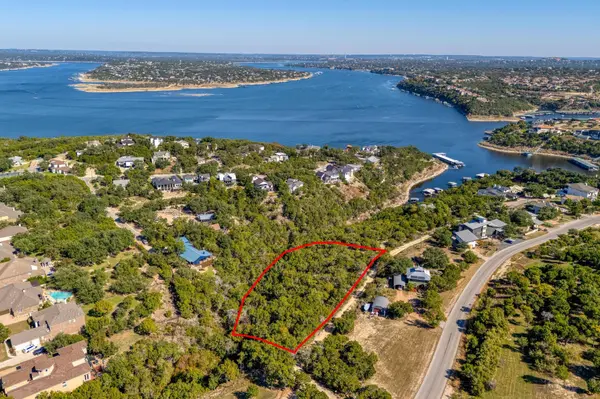 19512 Fisher LN, Spicewood, TX 78669