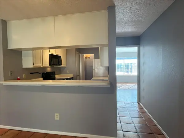 806 W 24th ST #303, Austin, TX 78705