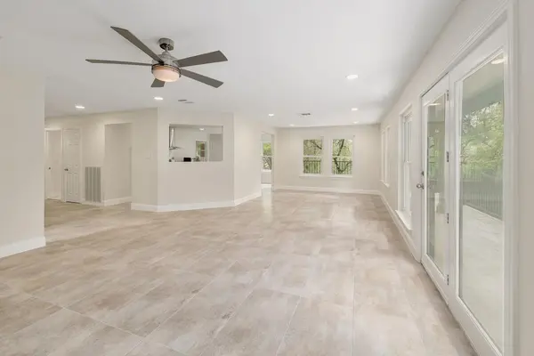 4605 Beechwood HOLW, Austin, TX 78731