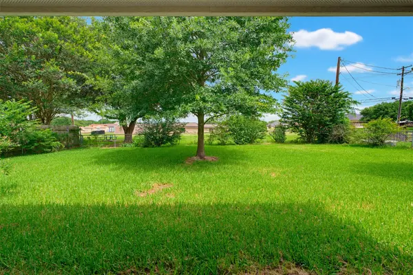 702 Woodson DR, Caldwell, TX 77836