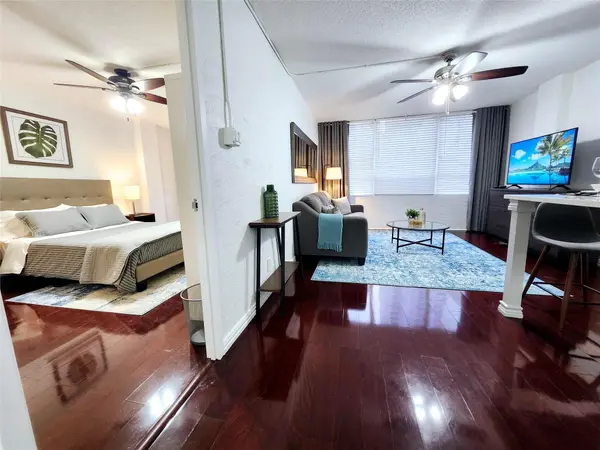 1800 Lavaca ST #102, Austin, TX 78701
