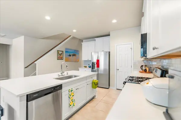 11600 River Plantation DR, Austin, TX 78747