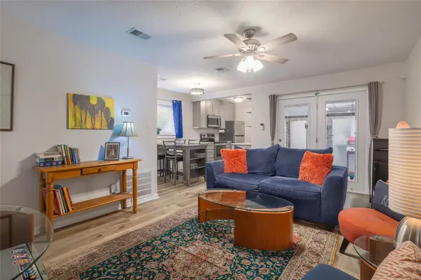 7406 Shadow Hill DR #108, Austin, TX 78731