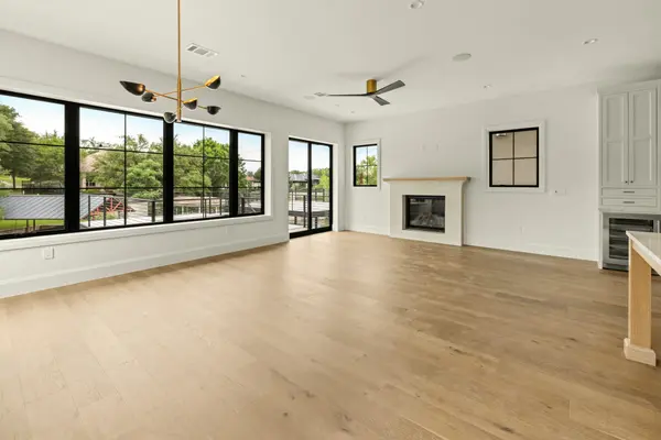 701 Hi Dr N #A, Horseshoe Bay, TX 78657