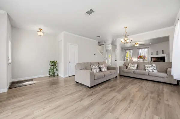 111 Brazos LN, Kyle, TX 78640