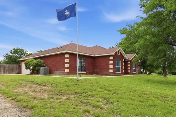 1398 County Road 3152, Kempner, TX 76539
