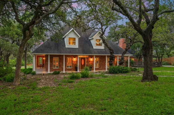 622 Thousand Oaks LOOP, San Marcos, TX 78666