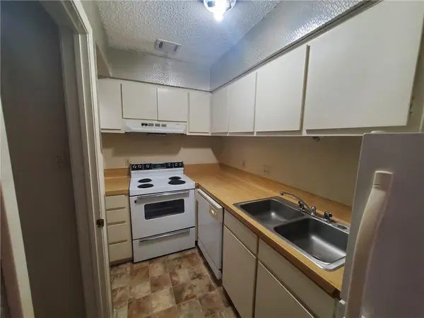 3000 Guadalupe ST #305, Austin, TX 78705