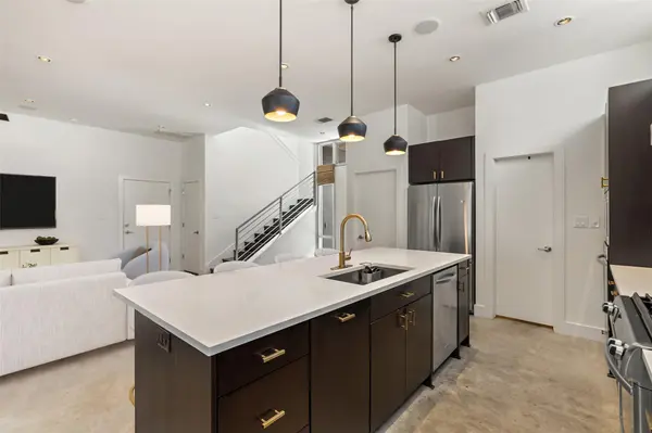 2105 Goodrich Ave #2, Austin, TX 78704
