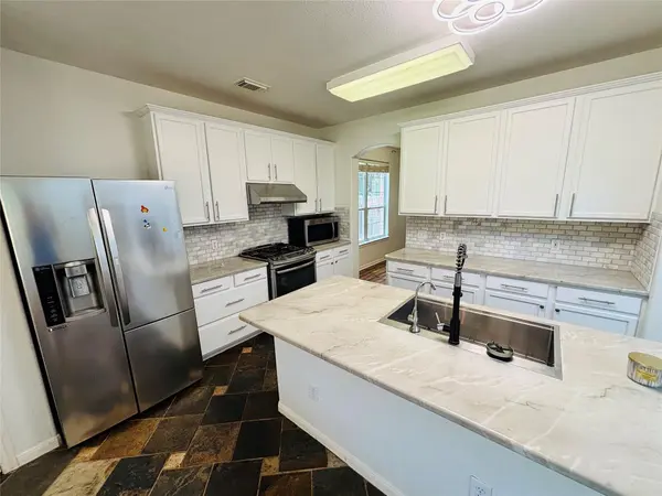 4430 Pasada LN, Round Rock, TX 78681