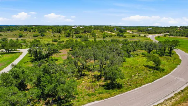 623 Whiskey TRL, Blanco, TX 78606