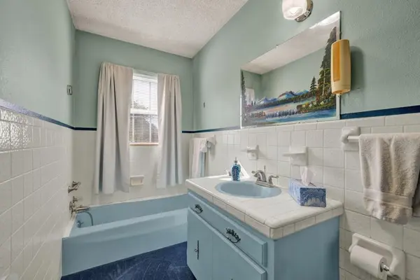 800 N Bishop ST, San Marcos, TX 78666