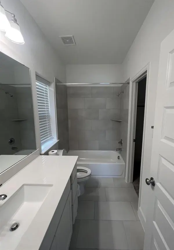 131 Macarthur DR, Leander, TX 78641