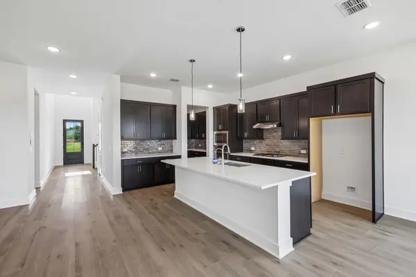 141 Christian Springs DR, Kyle, TX 78640