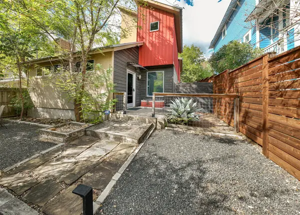 2302 E 9th ST, Austin, TX 78702