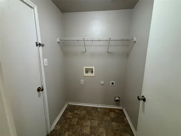 2101 Whistling WAY, Taylor, TX 76574