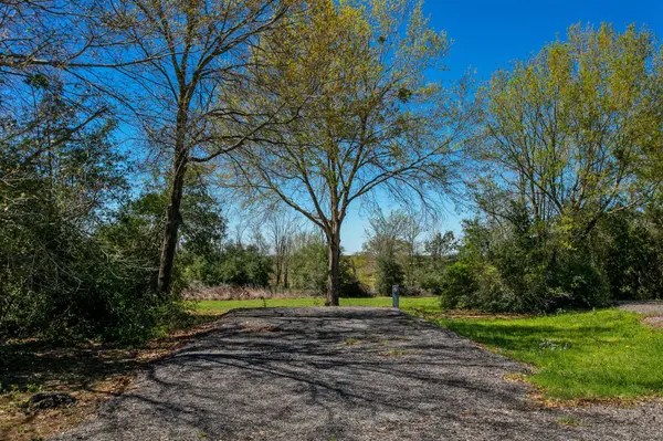 9405 Fm-60, Caldwell, TX 77836