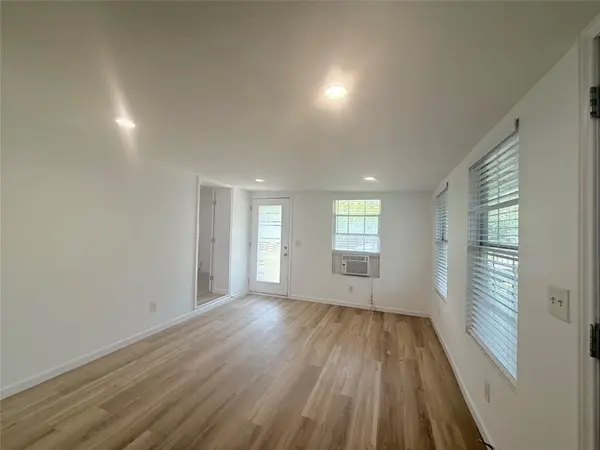 1119 Spur ST #A, Austin, TX 78721