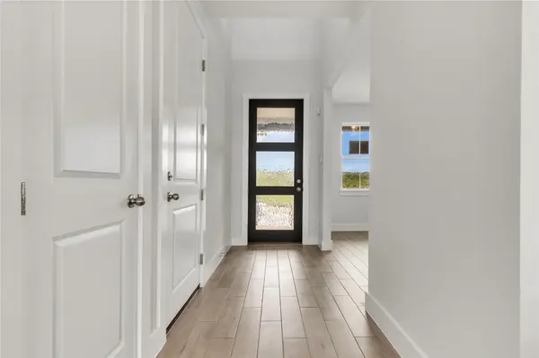 8500 Red Bottle Brush RD, Lago Vista, TX 78645