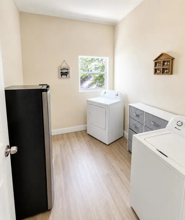 810 N 6th ST, Temple, TX 76501