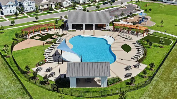 180 Lennox DR, Kyle, TX 78640