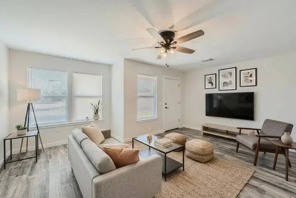 113 Fisher ST #A & B, Elgin, TX 78621