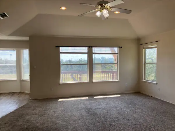 3201 MacArthur Ave #A, Lago Vista, TX 78645