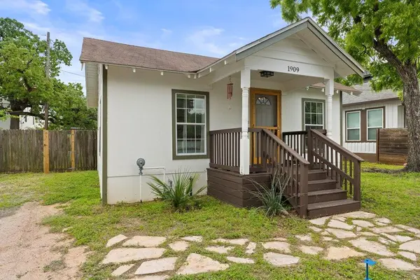 1909 College ROW, Austin, TX 78702
