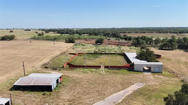 1454 Red Town RD, Elgin, TX 78621