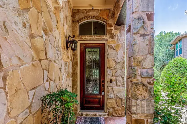7320 Colina Vista LOOP #B, Austin, TX 78750