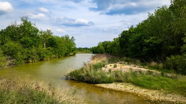11290 E Us Highway 290, Fredericksburg, TX 78624